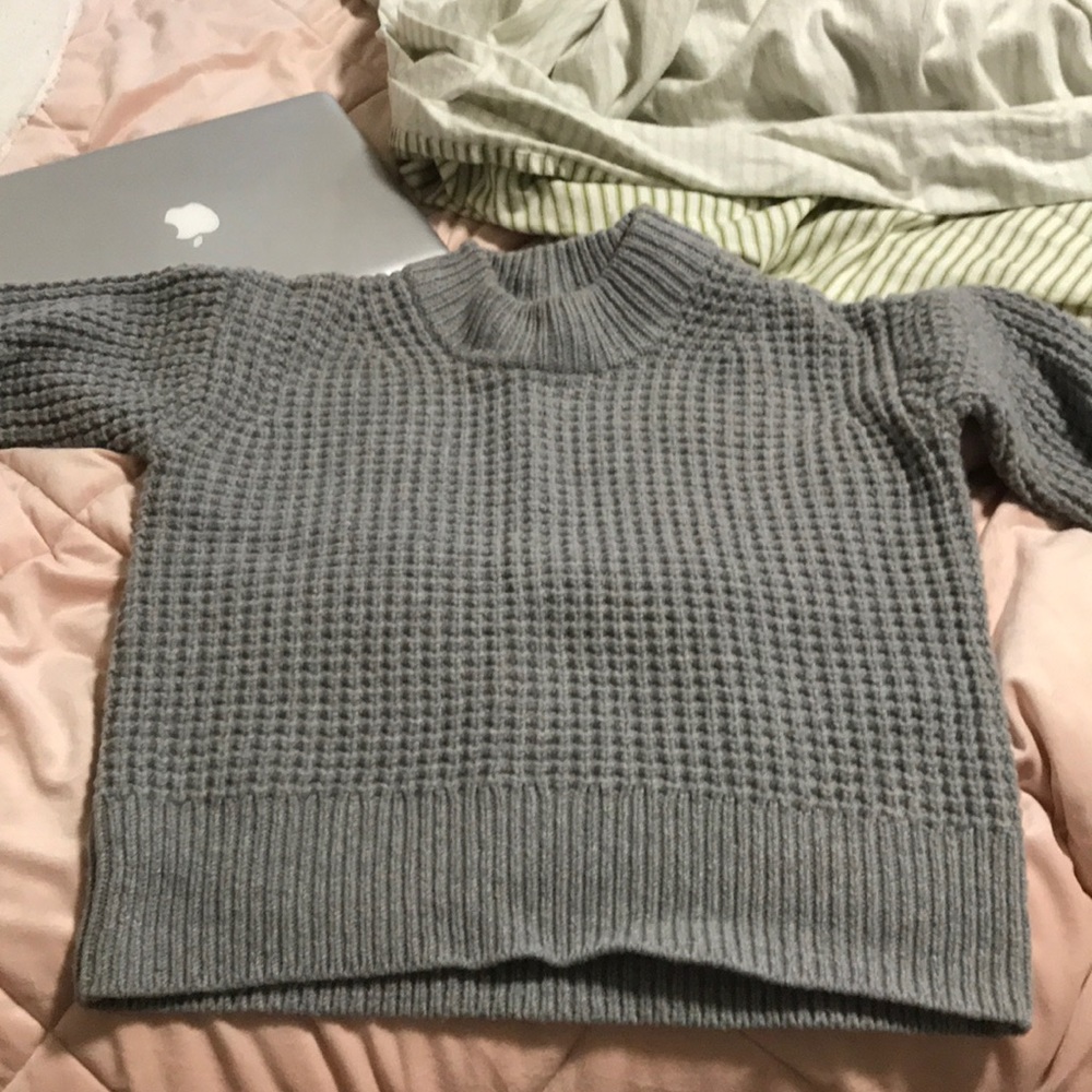 Everlane chunky wool cashmere waffle square crew.